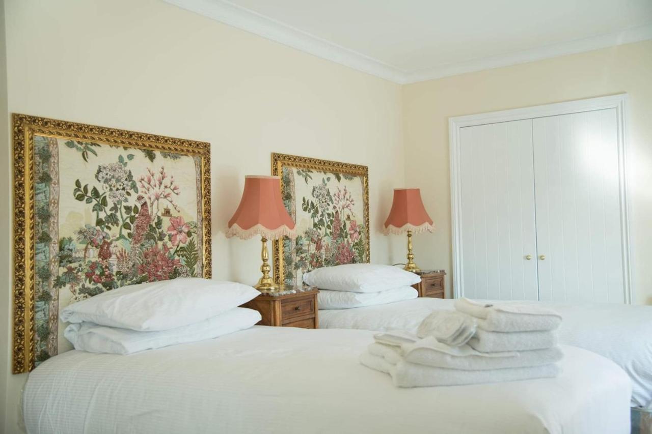 The Royal Bed & Breakfast Бармут Екстериор снимка