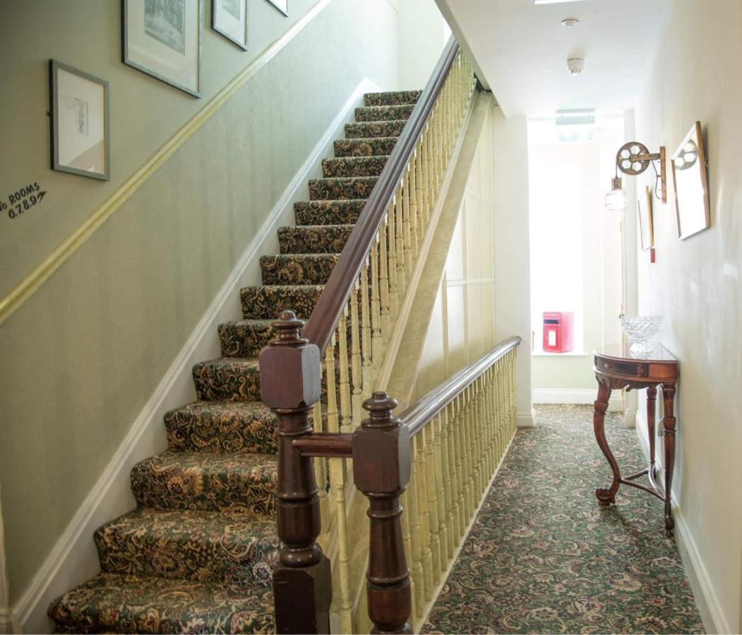 The Royal Bed & Breakfast Бармут Екстериор снимка