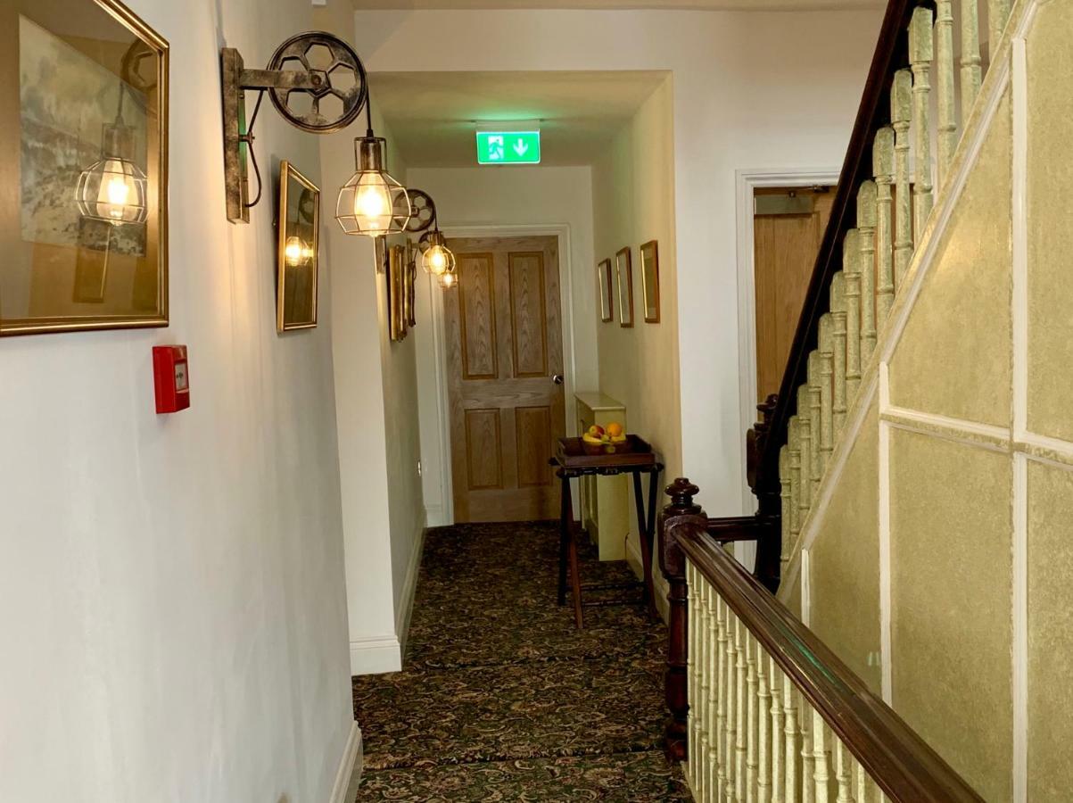 The Royal Bed & Breakfast Бармут Екстериор снимка